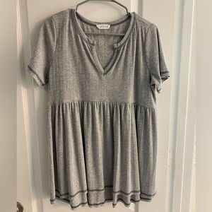 Pinkblush Heather grey V-neck maternity top